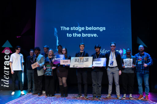 idearace finalistit lavalla